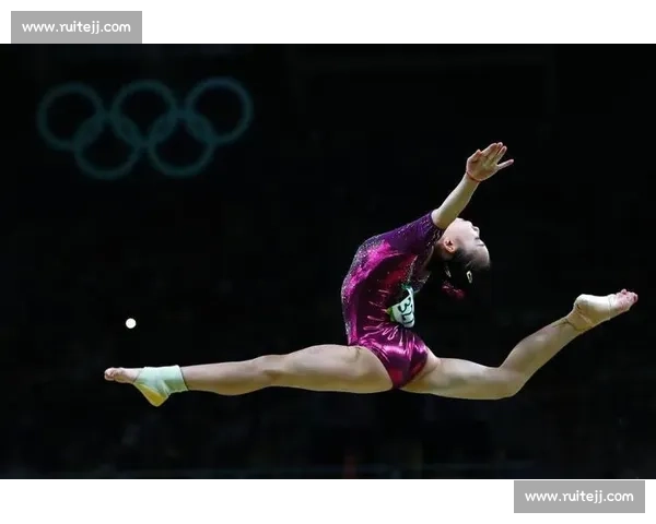 一句 “我还能再翻吗”,让全网泪崩:这个河南姑娘用伤痛书写中国体操精神 一句 “我还能再翻吗”,让全网泪崩:这个河南姑娘用伤痛书写中国体操精神