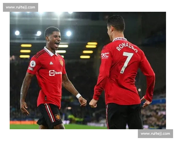 费迪南德点醒拉什福德：别学梅西亨利，佩德罗才是你在巴萨的完美模板